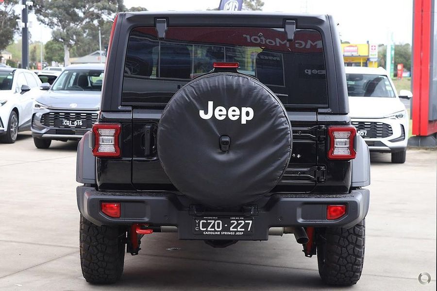 2025 Jeep Wrangler Unlimited Rubicon JL Photo 7