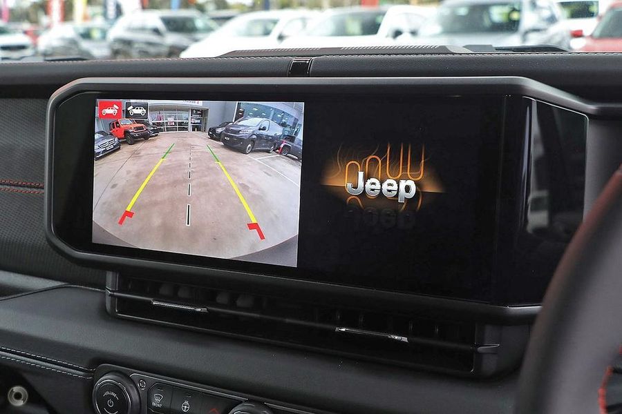 2025 Jeep Wrangler Unlimited Rubicon JL Photo 11