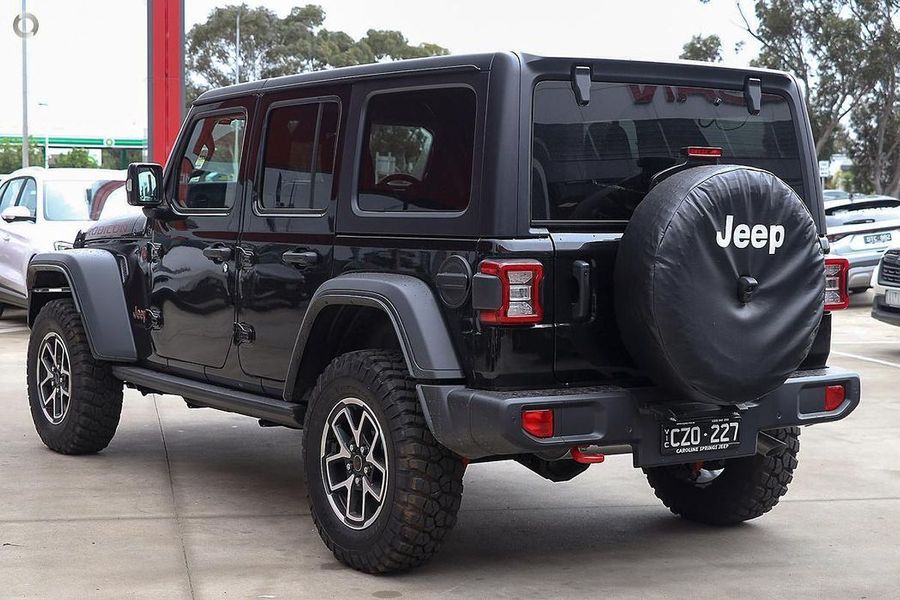 2025 Jeep Wrangler Unlimited Rubicon JL Photo 6