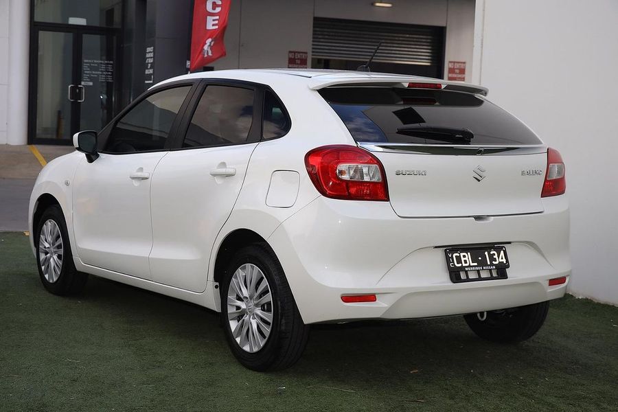 2022 Suzuki Baleno GL EW Series II Photo 6